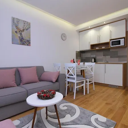 Apartman Time Out Lux